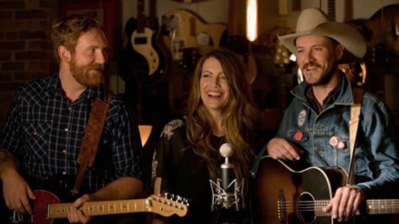 BELLE PLAINE & BLAKE BERGLUND TOUR WESTERN CANADA