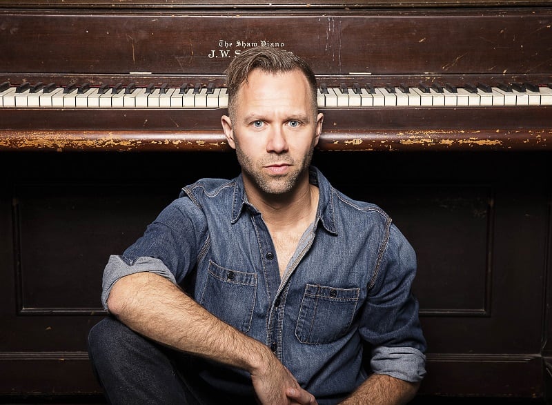 Jeffery Straker embarks on a massive international tour in support of new 12-song LP