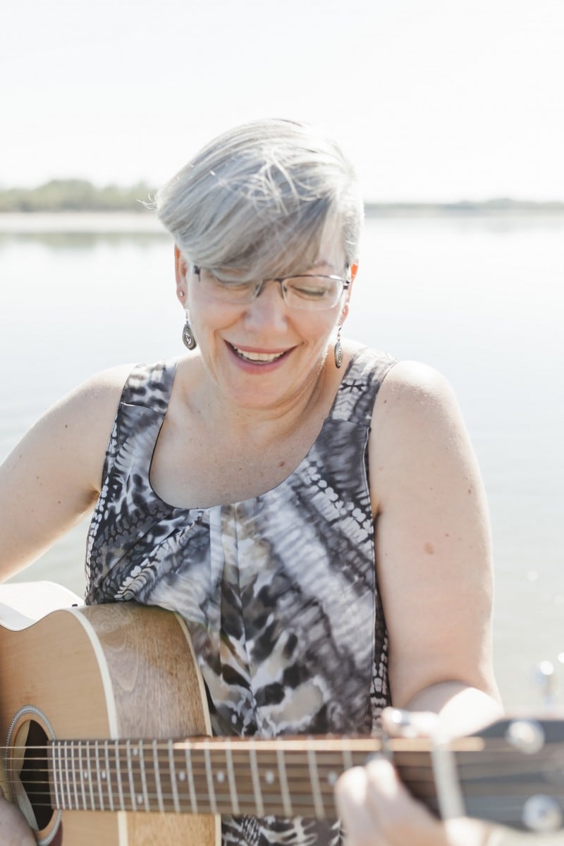 Wanda Gronhovd Releases Sophomore Album 