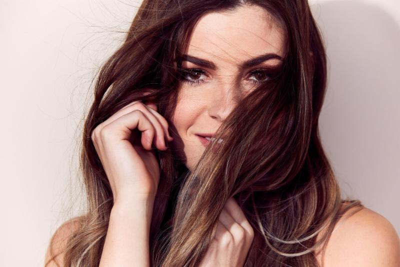 TENILLE ARTS HELPS RAISE MONEY FOR CYSTIC FIBROSIS     