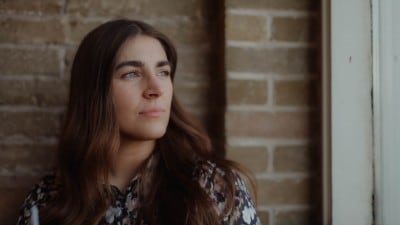 Christian/Gospel Artist & Songwriter Elenee Young Release New Single